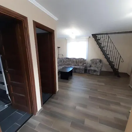 Szilvaliget Vendeghaz Apartment