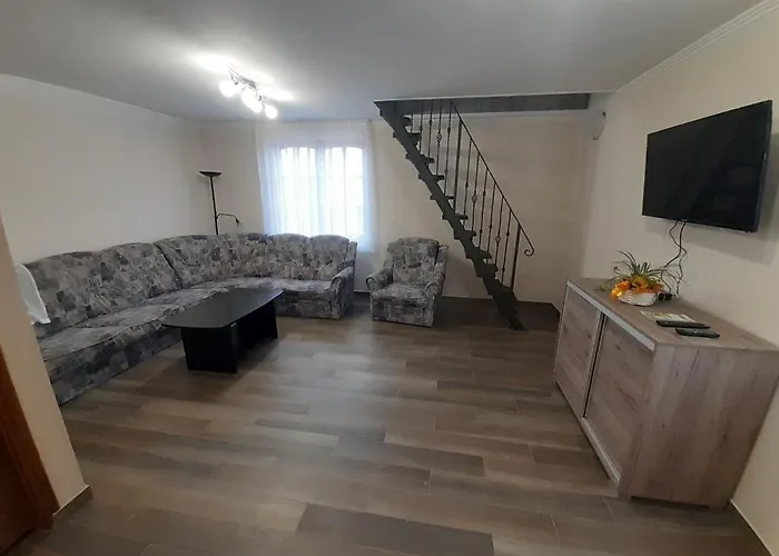 Szilvaliget Vendeghaz *
